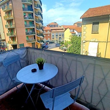 Intero Appartamento Luminoso E Accogliente ! Turin Exterior photo
